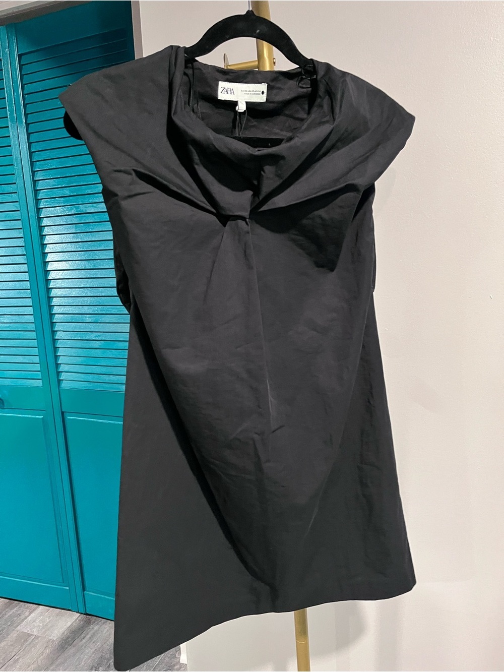 Zara Collection Knotted Mini Dress NWT
XS - Picture 6 of 10